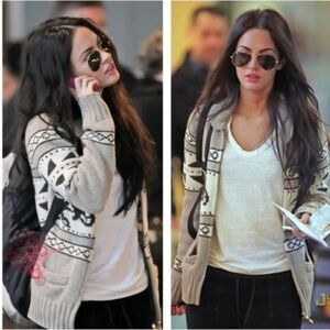 Aritzia Tna "Cowichan" Lambswool Zip-Up Sweater oatmeal size m